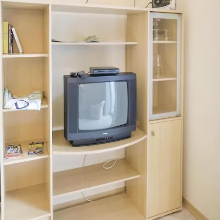 Apartment One-bedroom In Prerow