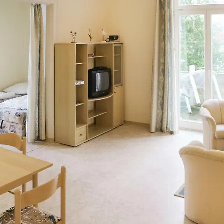 Apartment One-bedroom In Prerow